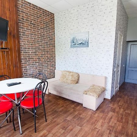 Tsentr Hostel Vinnytsia Exteriör bild